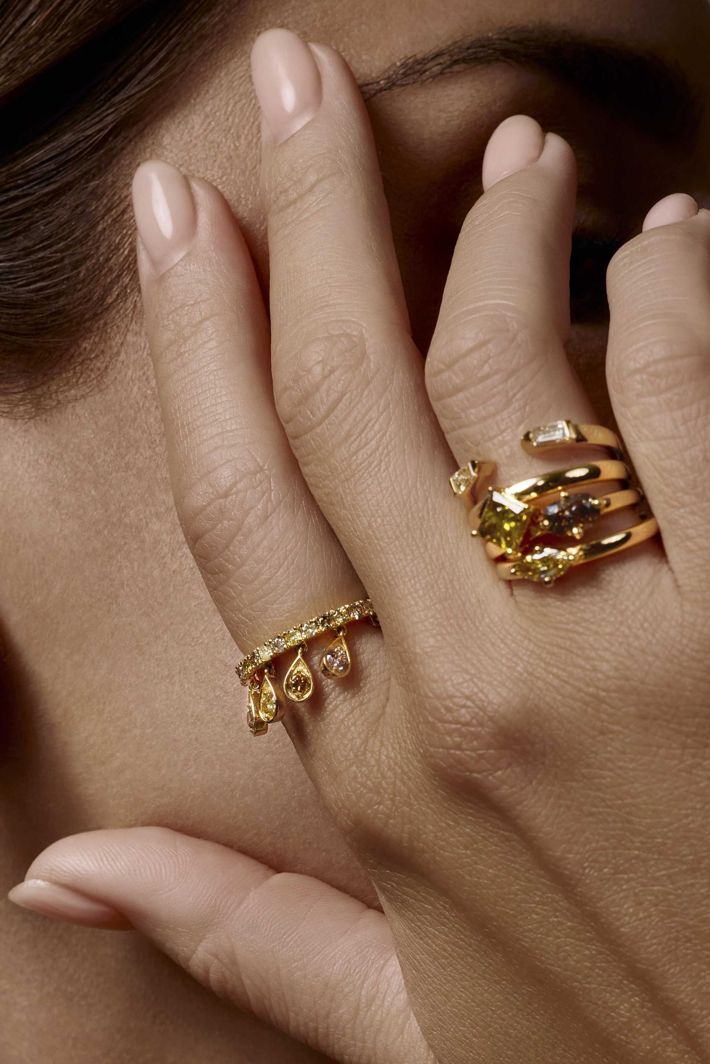 East West Oval Diamond Ring