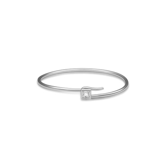 The JJ Knot Princess Diamond Bangle