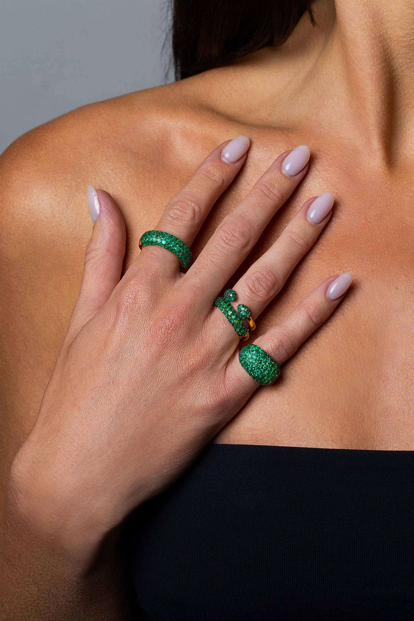Emerald 5 Row Band Ring Large