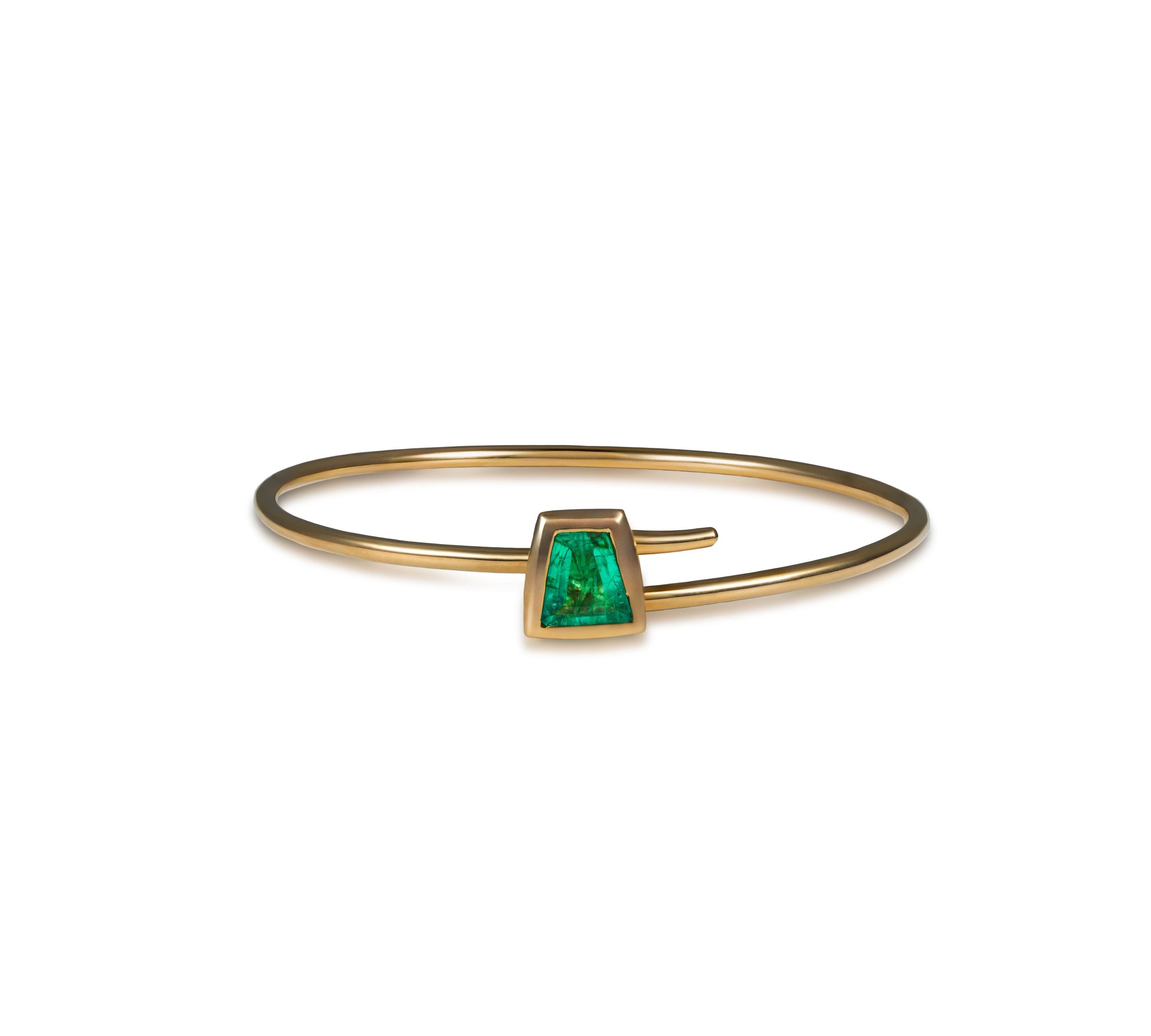 The JJ Knot Trapezoid Emerald Bangle