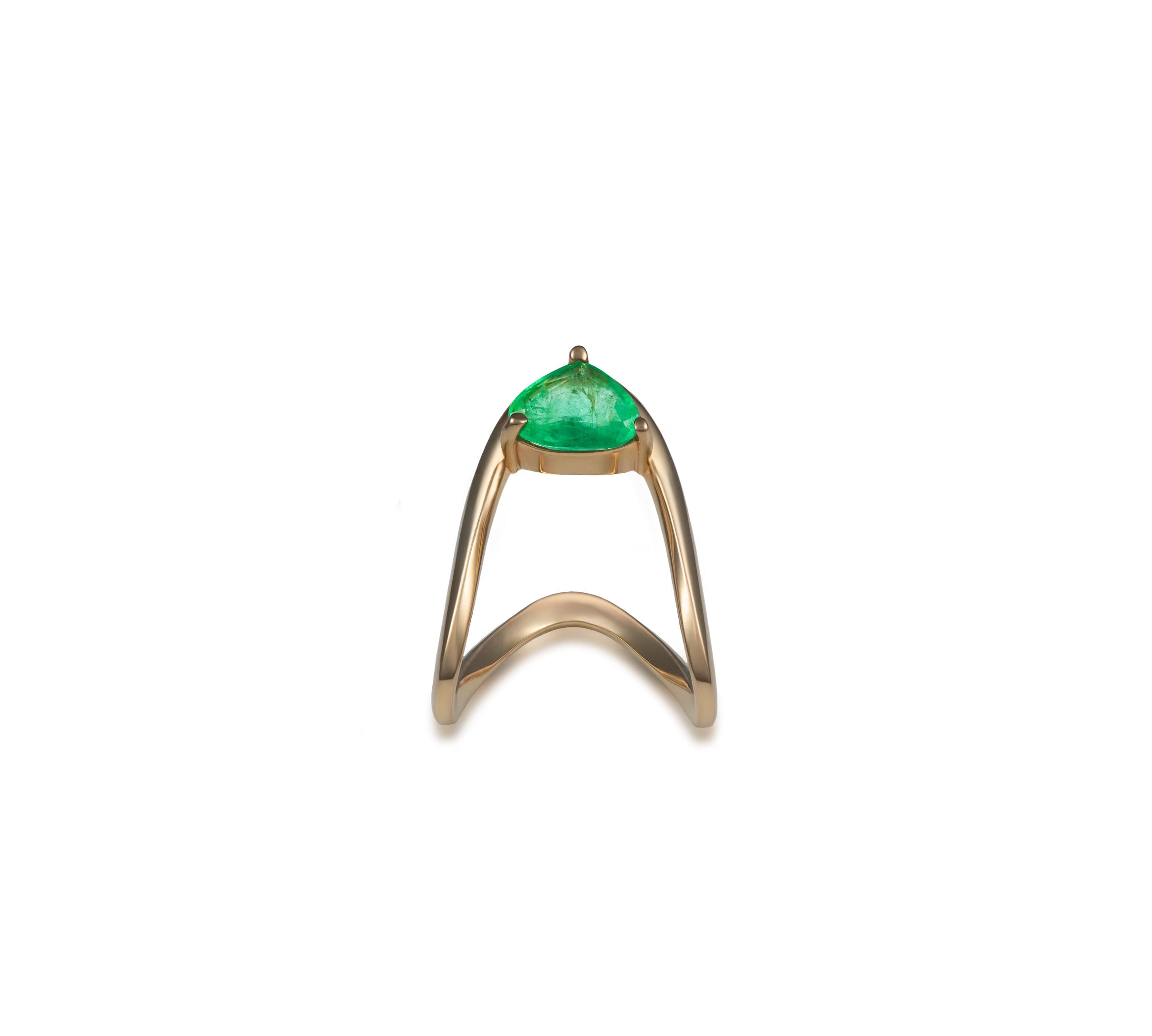 Large Oval Emerald Vanki Ring