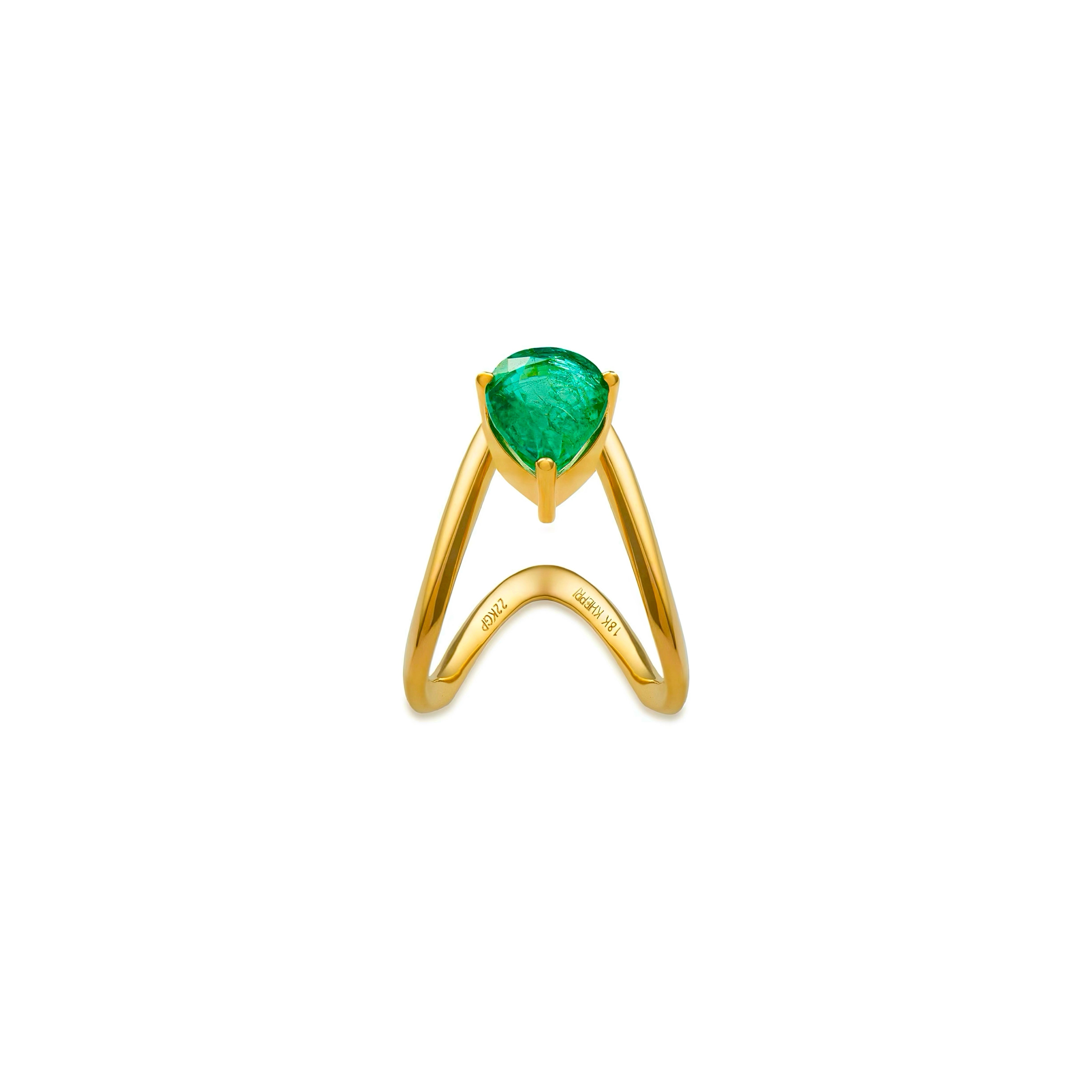 Emerald Pear Vanki Pinky Ring